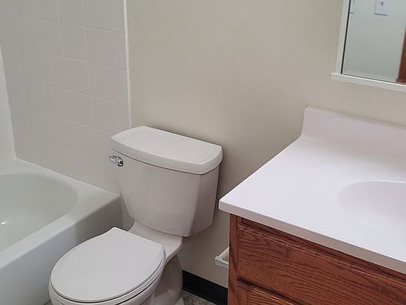 5th image of 5008 Ingersoll Ave APT 1A