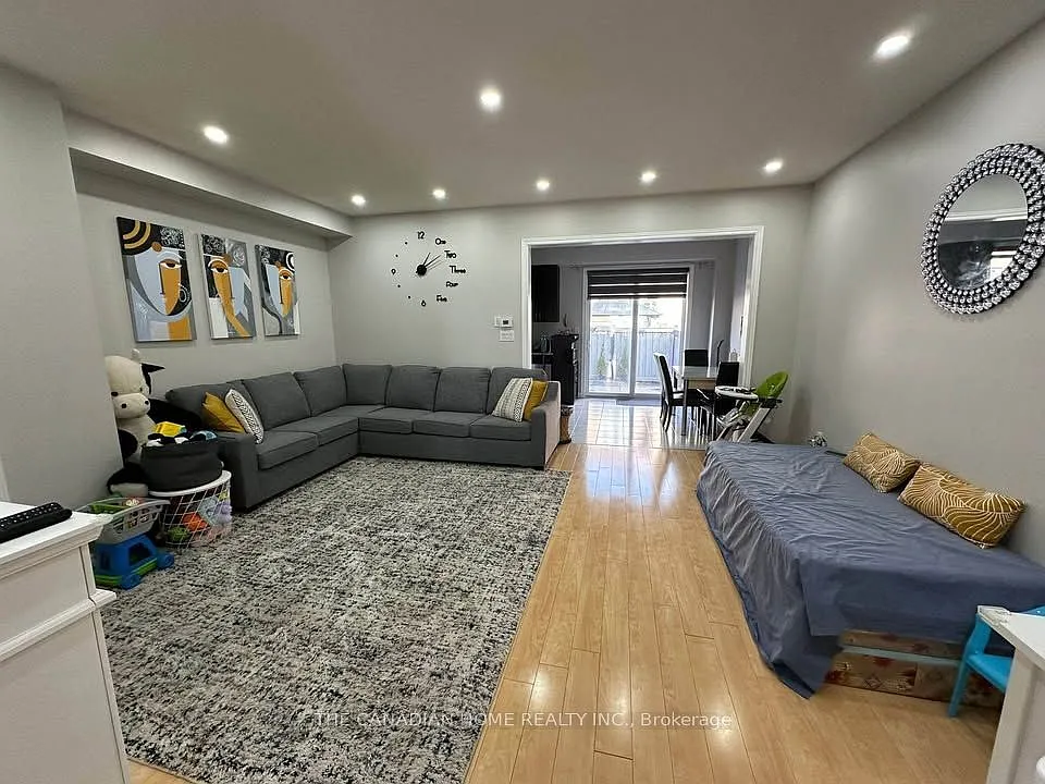 3 bed, $2,800 — Photo 4