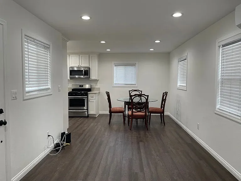 11091 Violet Dr — Photo 6