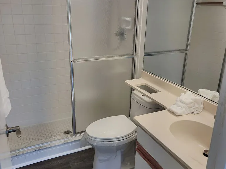 650 Bird Bay Dr E #105 — Photo 37