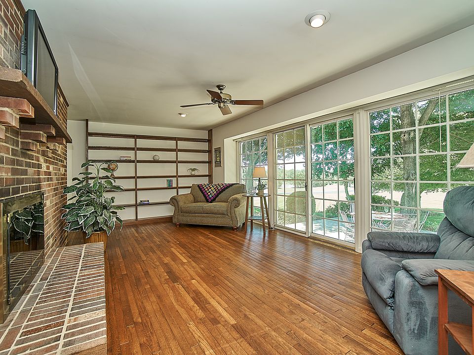 1st image of 3501 Delashmutt Dr