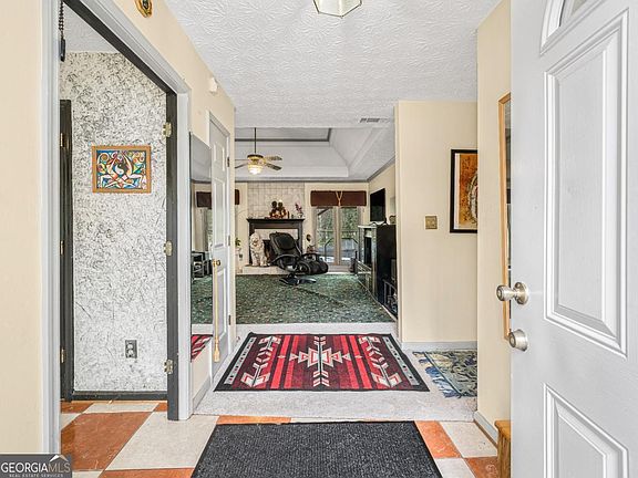 4th image of 710 Friendship Ridge Ct