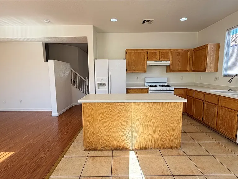 6052 S Pioneer Way — Photo 10