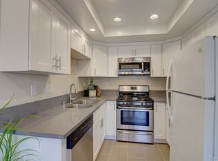 1872 Monrovia Ave #2, Costa Mesa, CA 92627