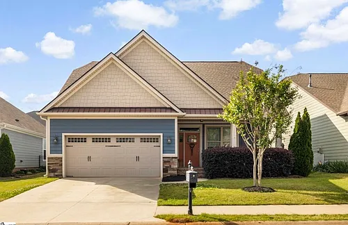 180 Bur Oak Dr Photo 1