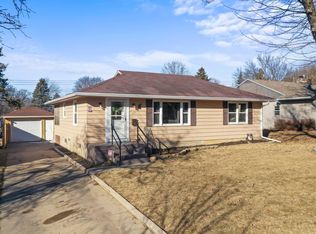 917 17th Ave NE, Rochester, MN 55906