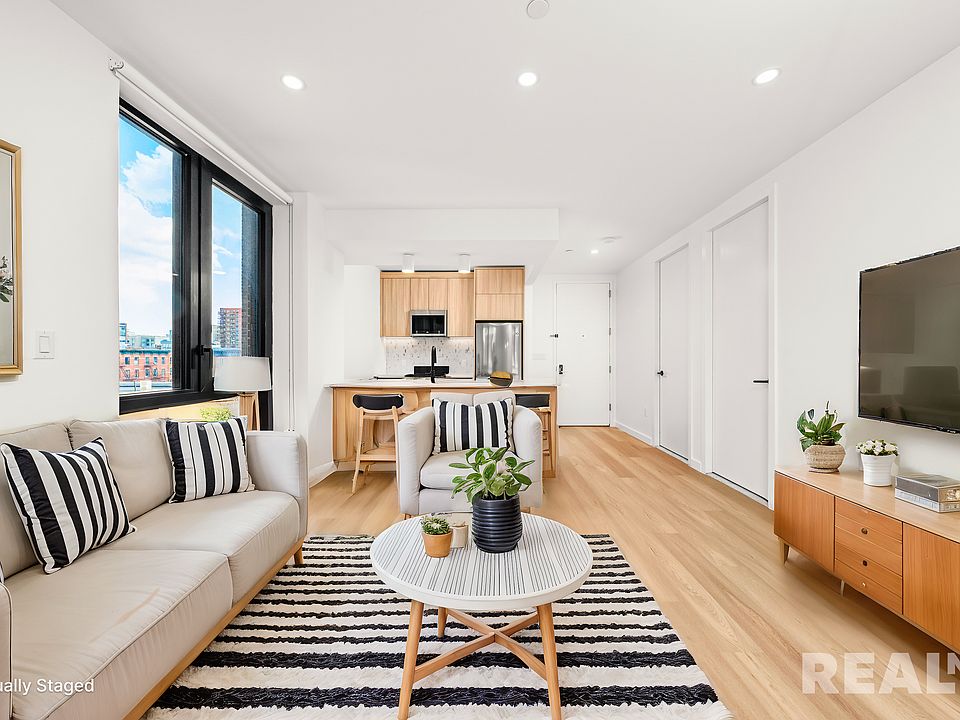1st image of 1010 Pacific St #627