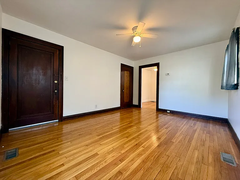 1104 Ellison Ave — Photo 8
