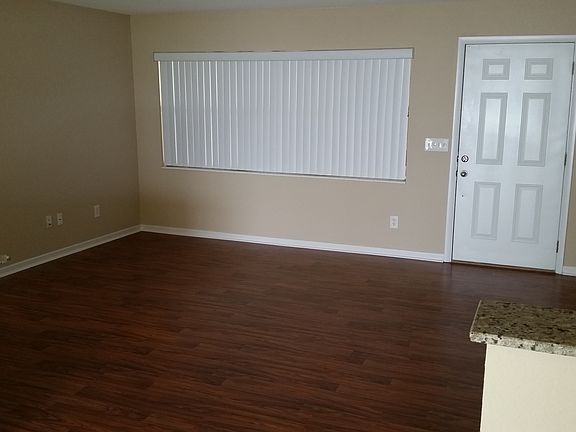 5th image of 1326 Estridge Dr