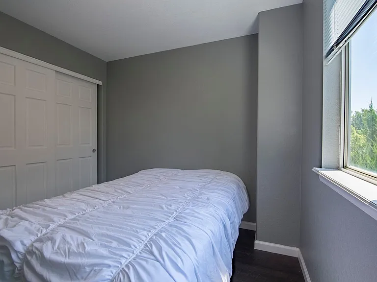 1275 S Boyero Ct — Photo 26