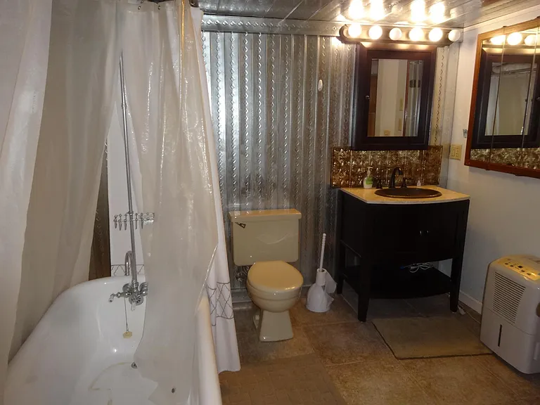48.5 Sherman Pl — Photo 18