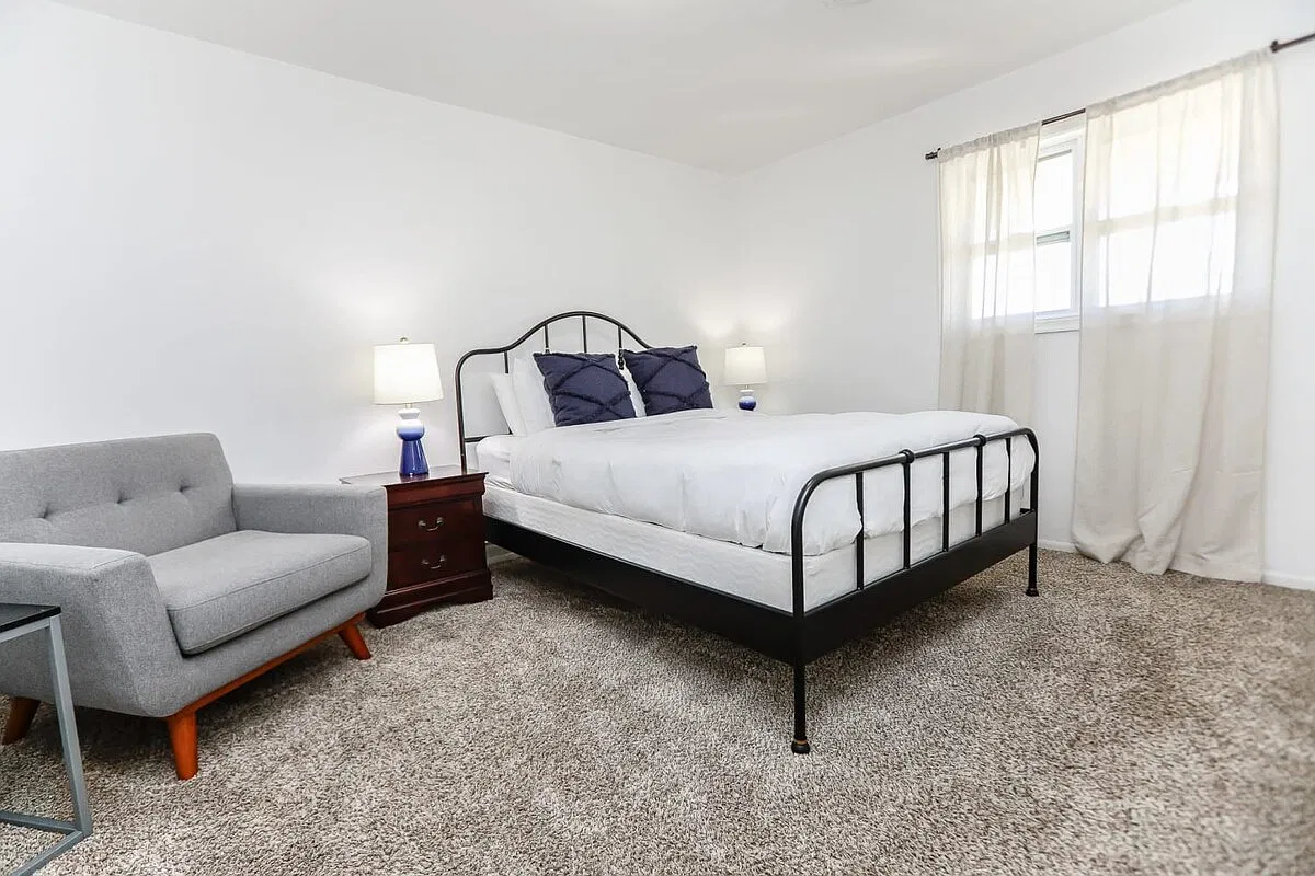 2 bed, 600 sqft, $2,350 — Photo 4