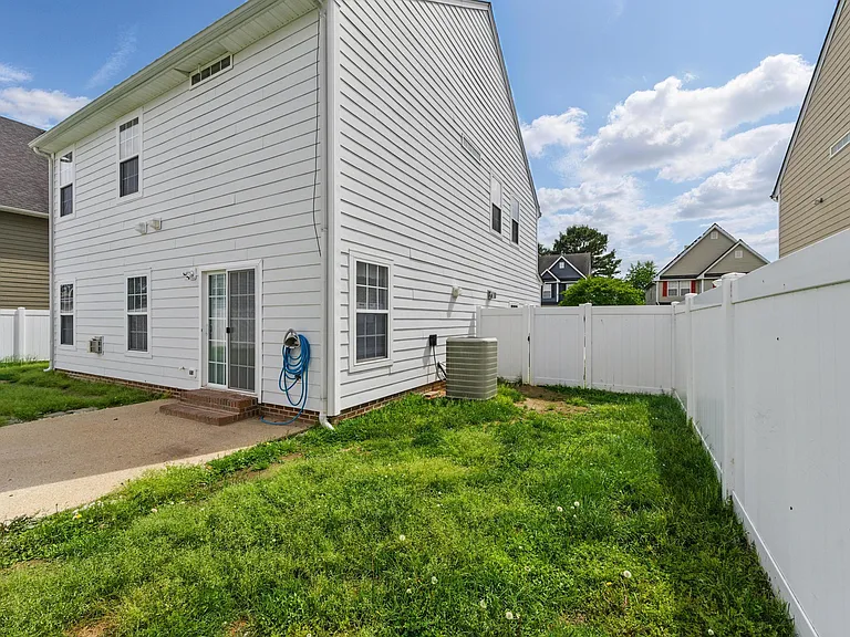 1023 Snead Dr — Photo 31
