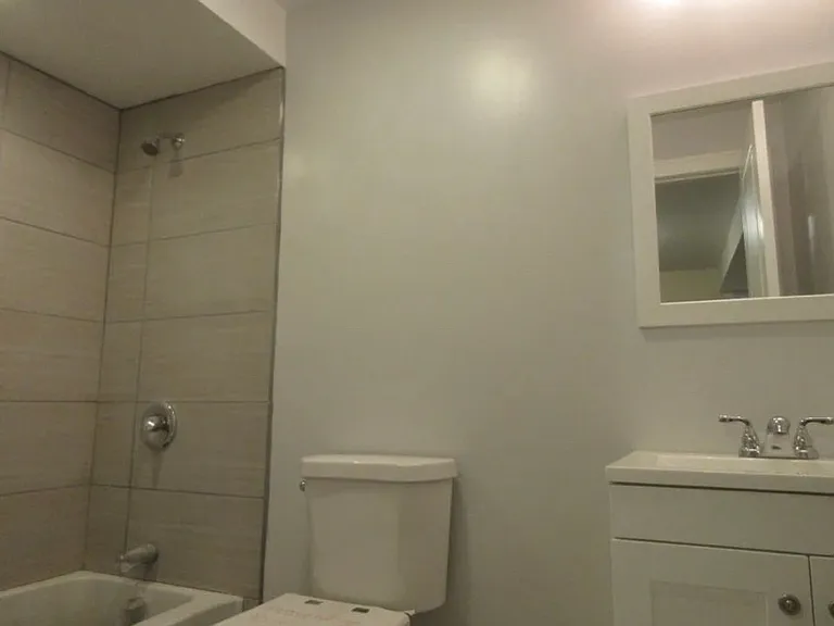 2020 N Bissell St #1F — Photo 12