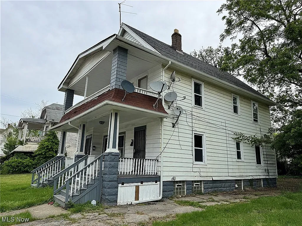 3 bed, 1050 sqft, $1,350 — Photo 2