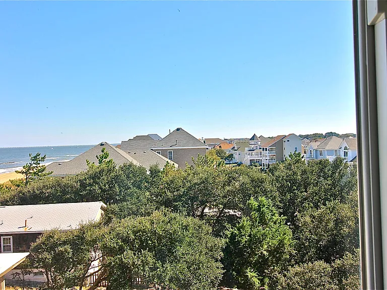 3615 Bayside Ave — Photo 22