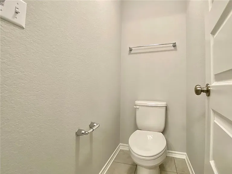 1701 Yaupon Grove Ln — Photo 12