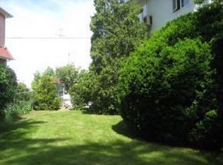 1416 Dahill Rd, Brooklyn, NY 11204