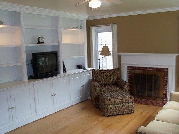3rd image of 1703 Courtney Ave