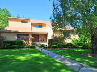 4 Rosewood Rd, White Plains, NY 10605