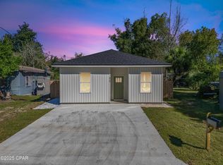 825 E 12th St, Panama City, FL 32401