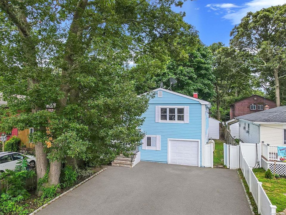 1st image of 144 Moriches Avenue
