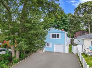 144 Moriches Ave, Mastic, NY 11950