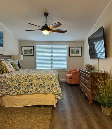 5th image of 49 Jacaranda Cay Ct