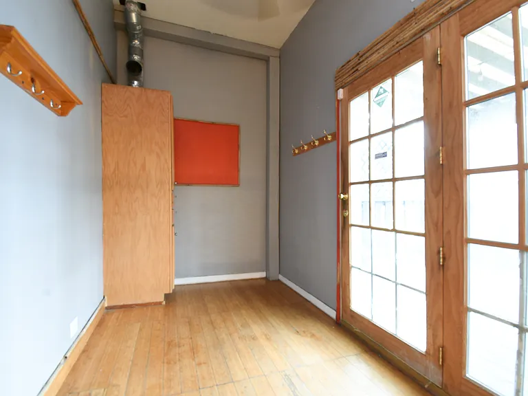 3332 W Le Moyne St — Photo 18