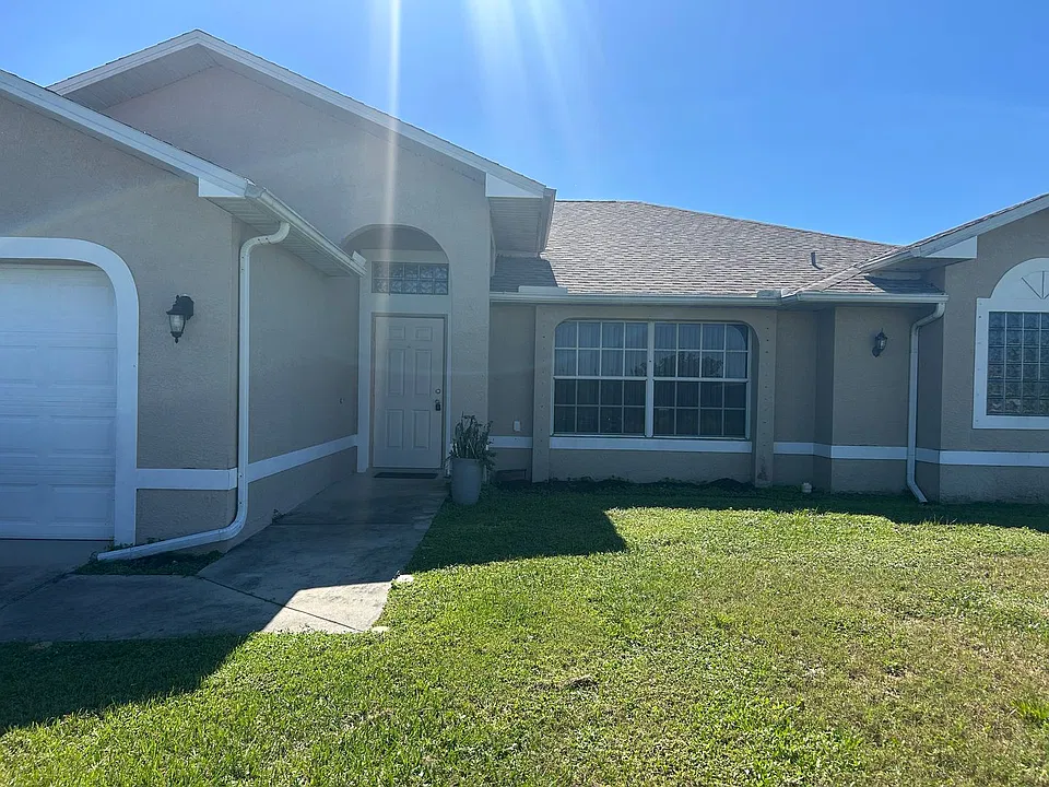 2306 NW Embers Ter