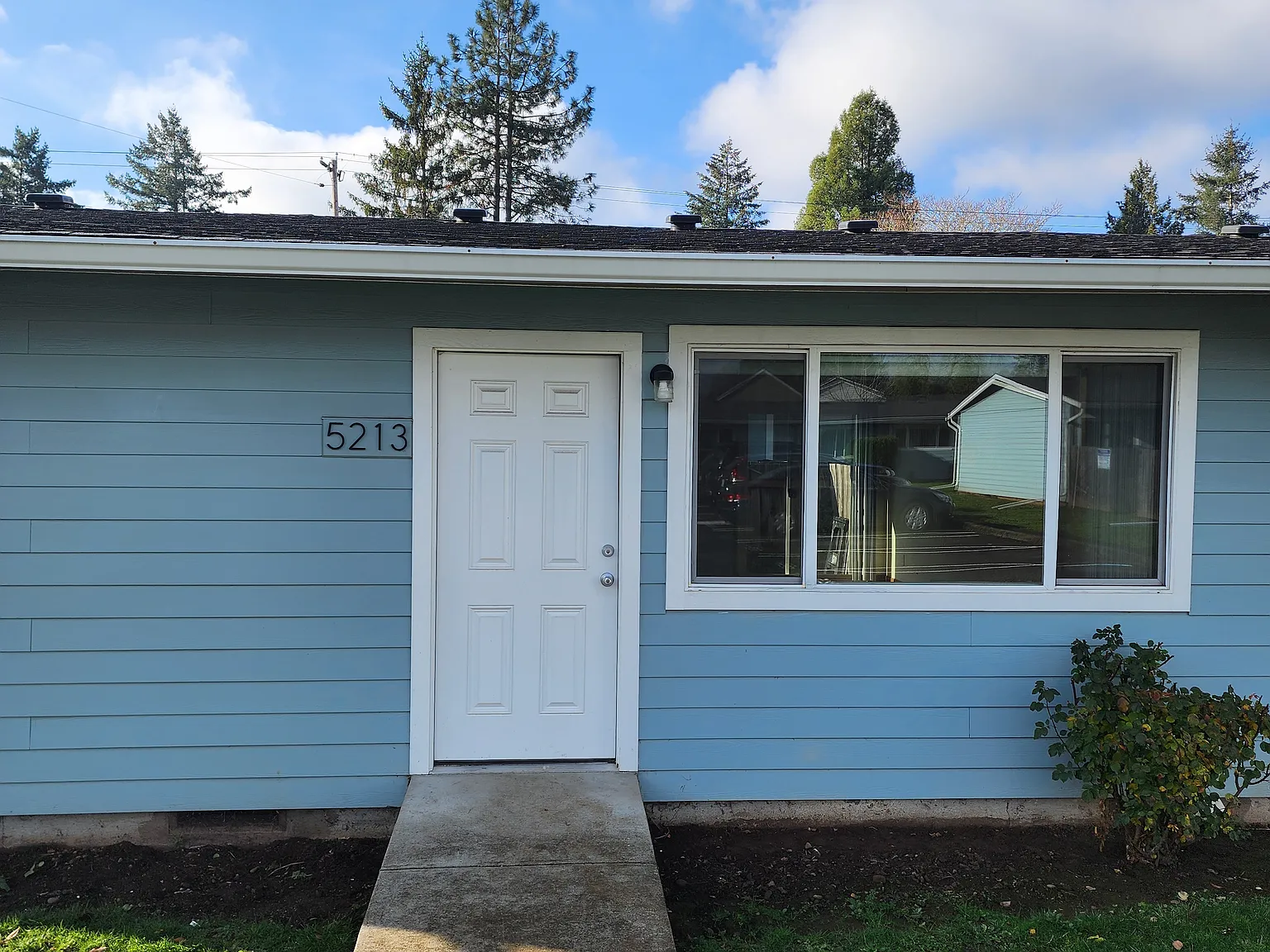 2 bed, 724 sqft, $1,750 — Photo 2