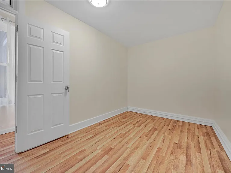 641R Bingaman St — Photo 11
