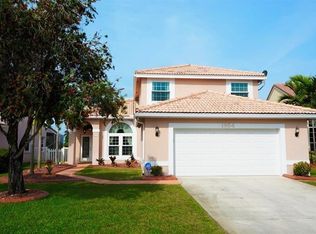 1954 NW 183rd Ter, Pembroke Pines, FL 33029