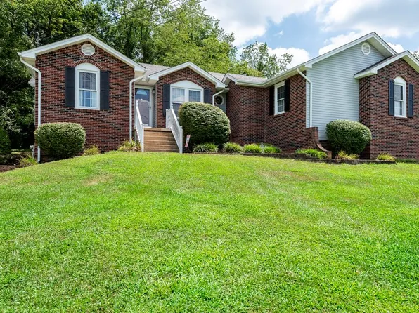 15537 Woodstone Cir, Bristol, VA 24202