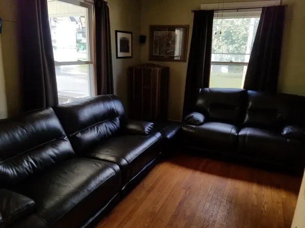 459 Logan Ave, Sharon, PA 16146