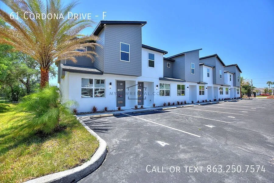 Deposit-Free! Modern, Energy Efficient, Luxury Townhome With All Of The Upgrades! — Photo 3