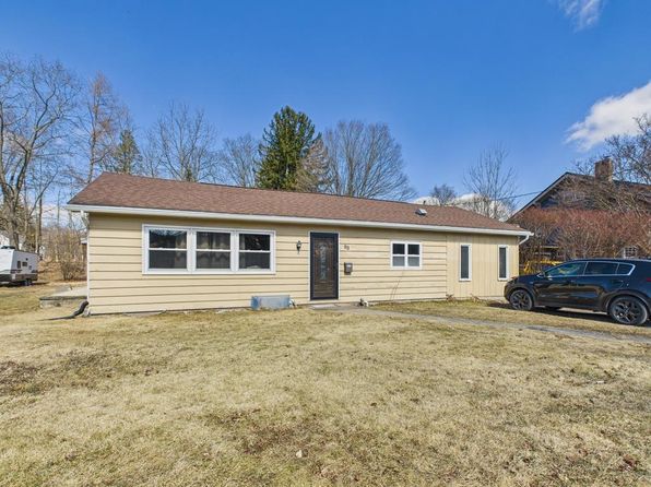 83 1st St, Canton, PA 17724