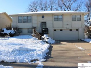 7322 Thorn Apple Ln, La Vista, NE 68128