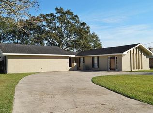509 S Chevis St, Rayne, LA 70578