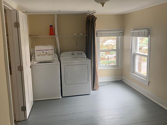 4th image of 115 White St #2