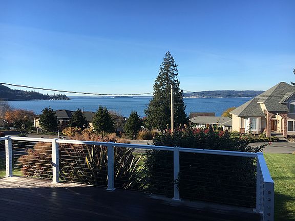 5th image of 184 Skagit Ave