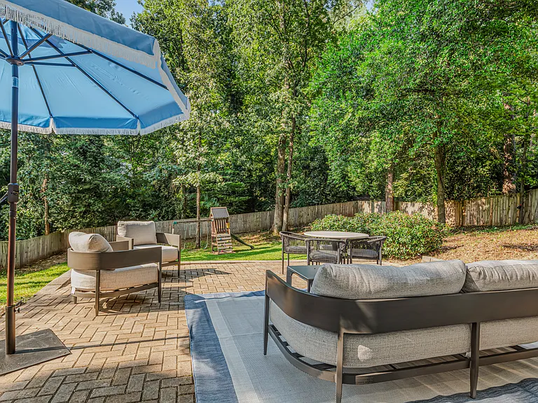 480 Forest Hills Dr — Photo 16