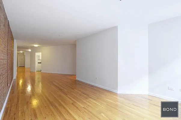 Rented by Bond New York | media 4