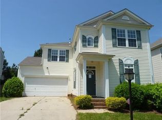 5933 Waverly Lynn Ln, Charlotte, NC 28269