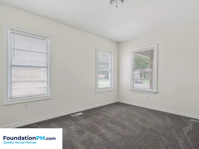 3749 Rhea Ave — Photo 18