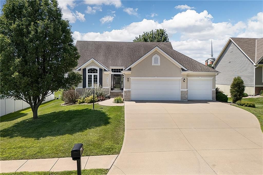 4506 Hallbrook Dr, Saint Joseph, MO 64506 | Zillow