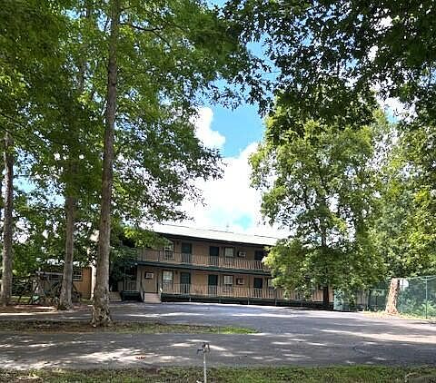 3rd image of 1 Nelson Mill Rd