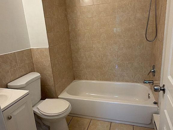 5th image of 5701 N 17th St #2F