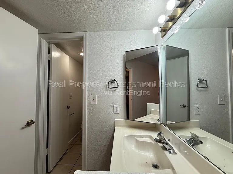 533 W Guadalupe Rd #1105 — Photo 13