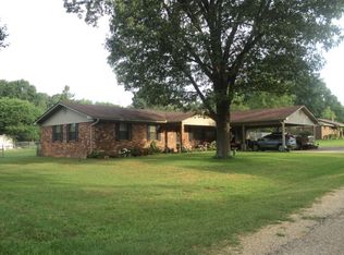 232 Pebbles St, Hampton, AR 71744